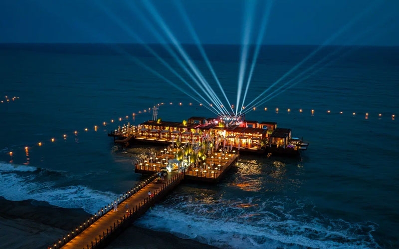 Gloria Hotels & Resorts Yeni İskelesi “Premium Pier”ı Görkemli Bir Partiyle Açtı