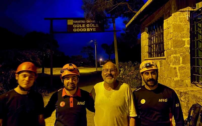 Yürüyüş sırasında yolunu kaybeden turisti AFAD kurtardı