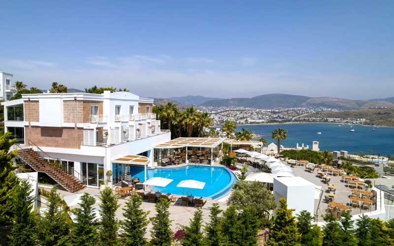 Savaş, Enflasyon ve Yüksek Maliyet Turizmi Etkiliyor