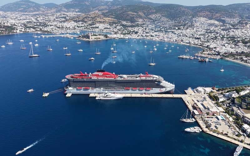 Kuşadası'nda tartışmalara neden olan kruvaziyer seferi iptal edildi