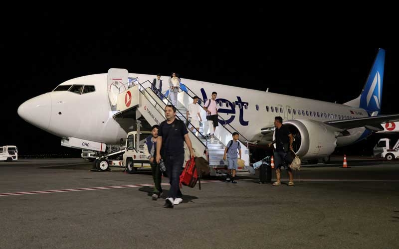 AJet'in Sivas-Köln seferleri başladı