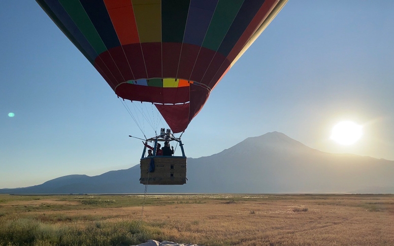 Terörden arındırılan Ağrı Dağı'nda balon turizmi başlıyor