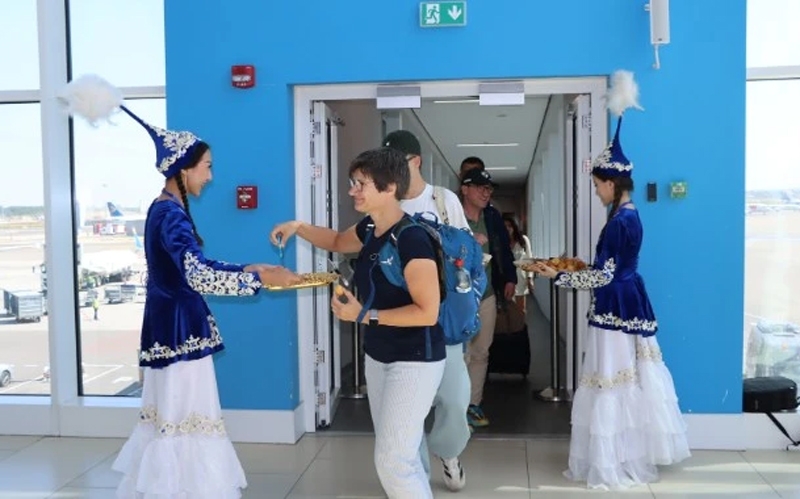 Sunexpres, İzmir'den Almatı'ya direkt uçmaya başladı