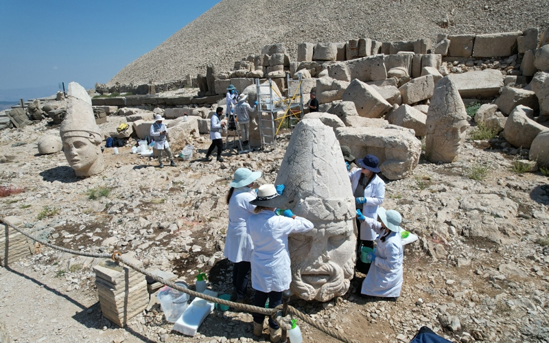 Nemrut'taki 2 bin yıllık heykeller nano teknolojiyle güçlendiriliyor