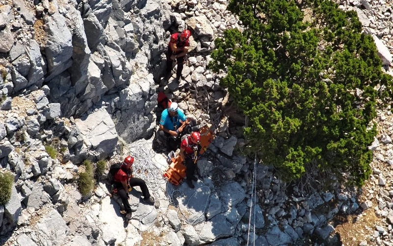 Ölüdeniz’de paraşüt kazası: Biri turist, 2 kişi öldü