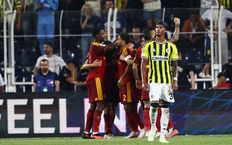 Fenerbahçe galibiyeti kaçırdı