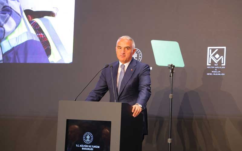 Bakan Ersoy: 
