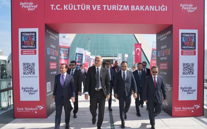 Bakan Ersoy başkentte startı verdi