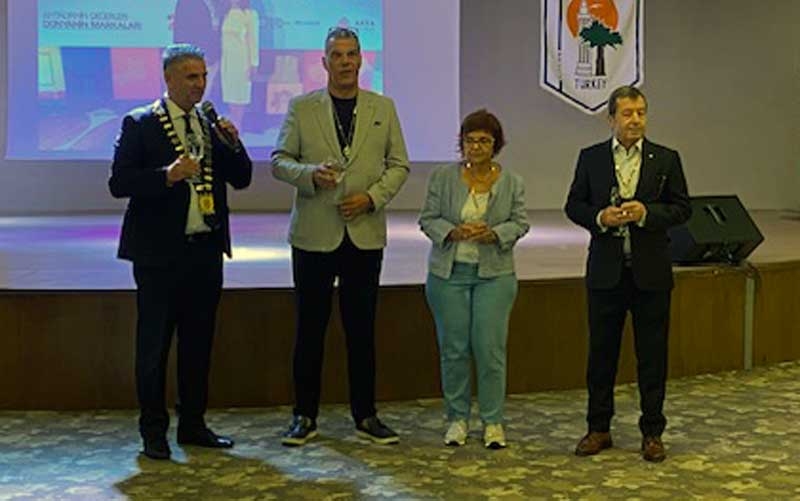 Antalyalı turizmciler Skal International pop Antalya geleneksel yemeğinde buluştu