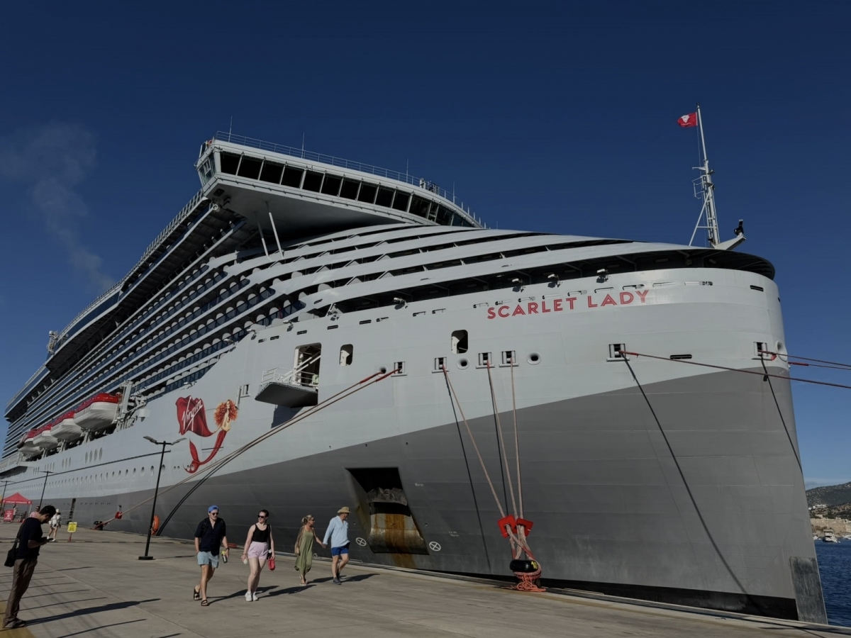 Bodrum'a dev kruvaziyer ile 2 bin 637 turist geldi