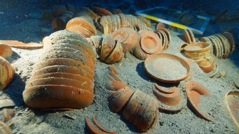 Akdeniz’den 2100 yıllık sofra takımı çıktı