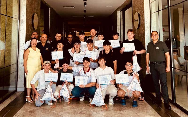 JUSTINIANO HOTELS DEN STAJERLERE TESEKKÜR BELGESİ VERİLDİ