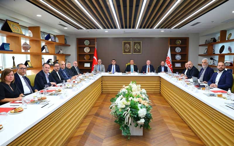 TUR OPERATÖRLERİ VE SEYAHAT ACENTALARI EŞİT ŞARTLARDA REKABET ETMEK İSTİYOR
