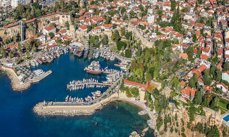 Antalya Mermerli Plajı’nda bin TL’lik giriş ücreti tartışması
