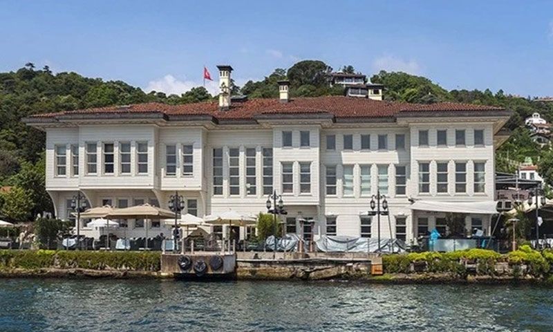 Les Ottomans otelin yeni sahibi kim oldu?