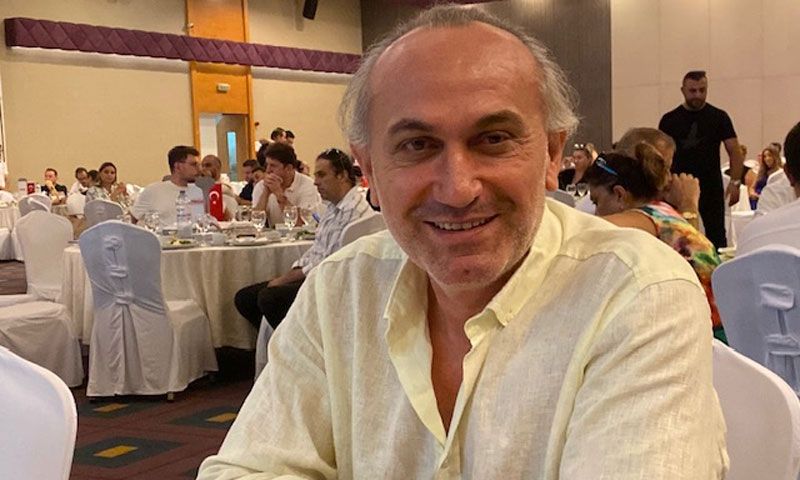 Hamit Kuk'tan Bakan Ersoy’a sert eleştiri