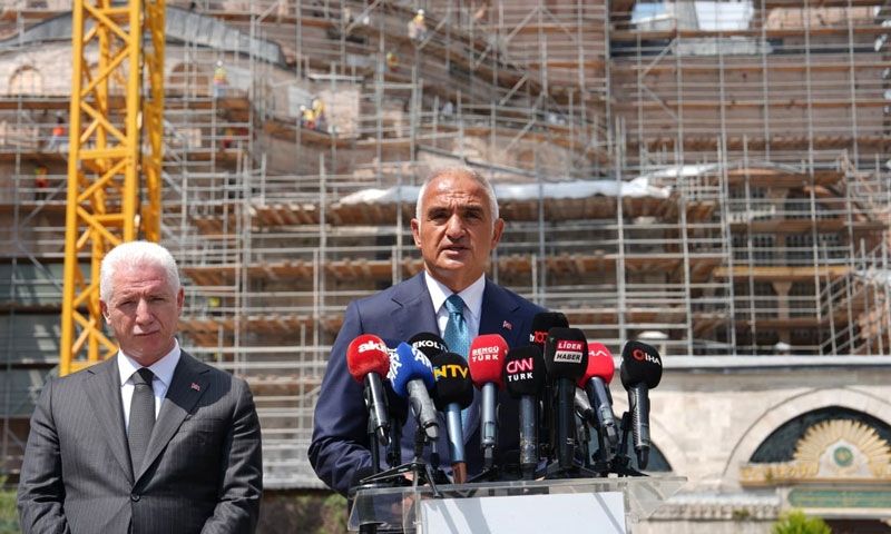 Ersoy: ''Ayasofya'ya 5 yılda 40 milyon ziyaretçi akın etti''