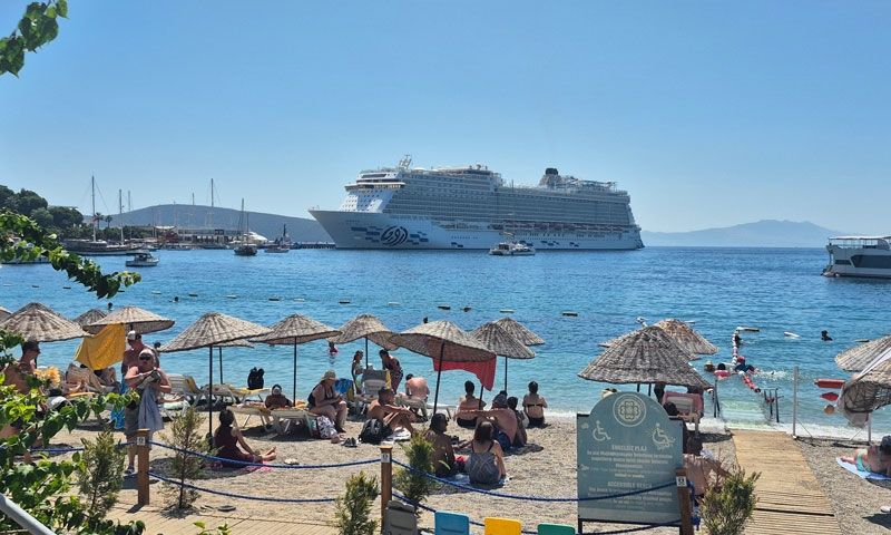 Bodrum'a, 2 bin 683 turist getirdi