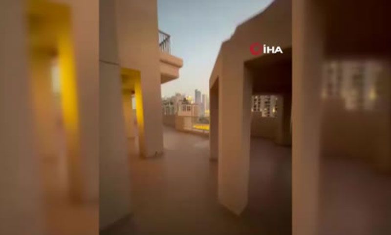 İran'ın saldırısında Dubai'de bir otelde yangın çıktı