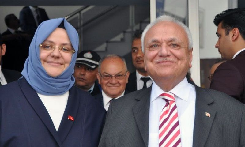 Kültür ve Turizm eski Bakanı Atilla Koç kazada yaralandı