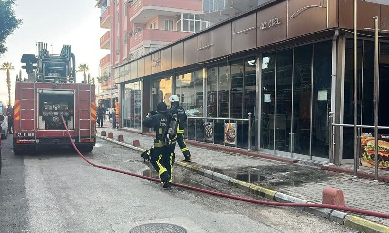 Alanya'da tadilattaki otelde yangın çıktı