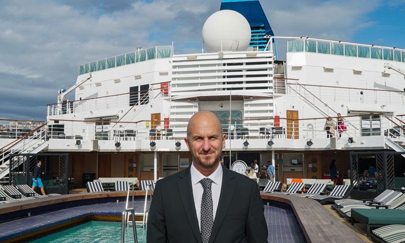 Hürmüz Boğazı'nı geçen ilk kruvaziyer gemi Celestyal oldu