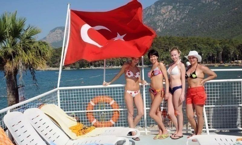 Rusya'dan en pahalı tatil paketi Türkiye'ye satıldı