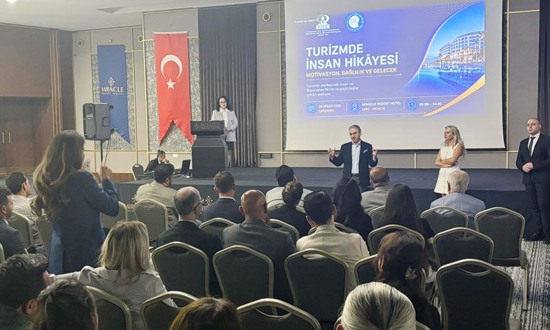 Turizmde İnsan Hikâyesi ve Kadınların Görünmeyen Yükü 