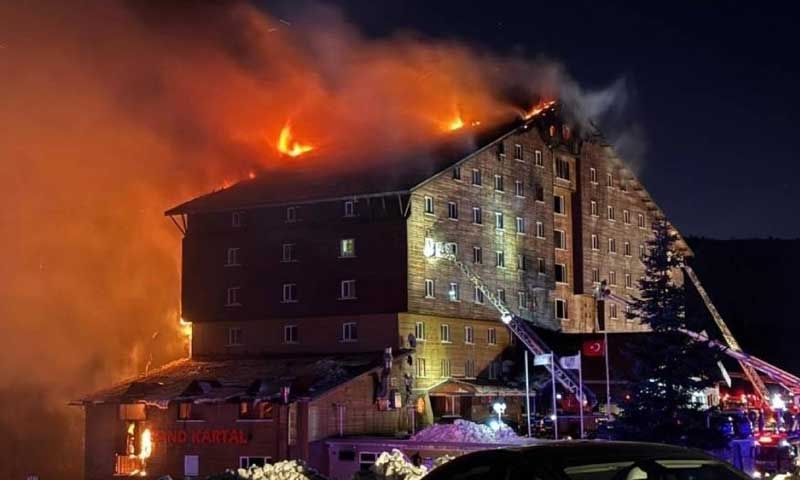 Grand Kartal Otel yangınında 11 sanığa olası kast suçundan ağır cezalar verildi