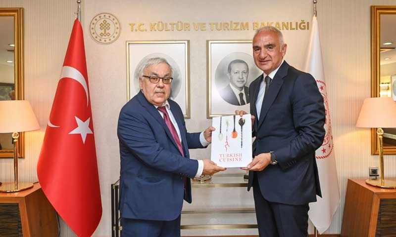 Türkiye-Rusya turizm ilişkileri bakanlıkta ele alındı