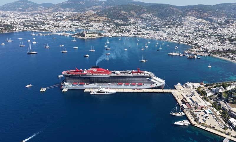 Kuşadası'nda tartışmalara neden olan kruvaziyer seferi iptal edildi