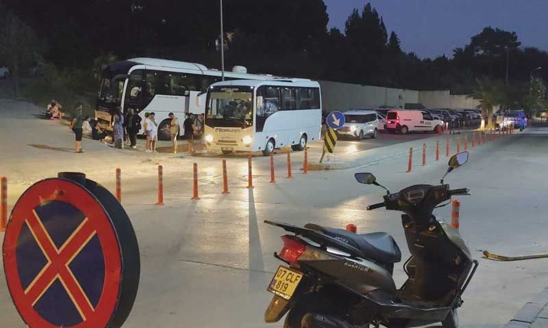 Manavgat'ta 52 yerli turist gıda zehirlenmesi şüphesiyle hastanede tedavi altına alındı