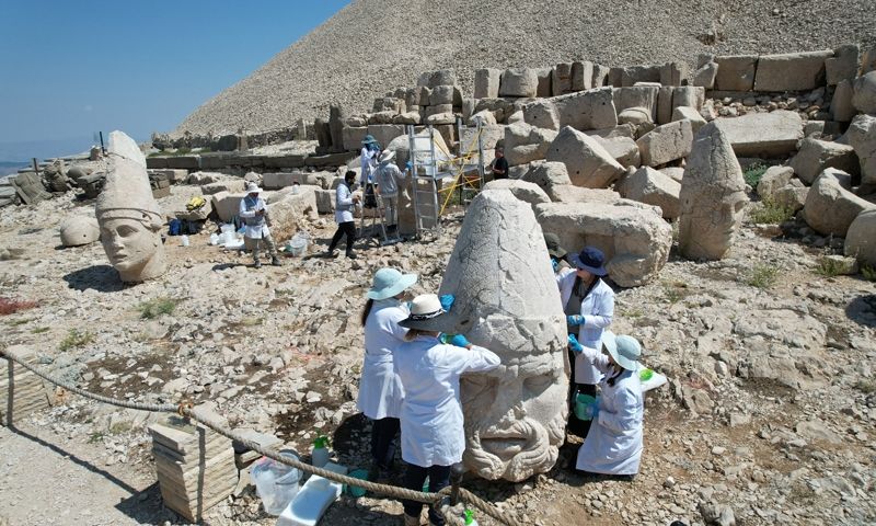 Nemrut'taki 2 bin yıllık heykeller nano teknolojiyle güçlendiriliyor