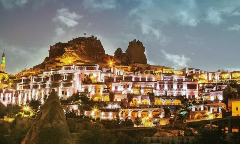 Kapadokya'nın dünyaca ünlü lüks oteli icradan satışa çıkarıldı