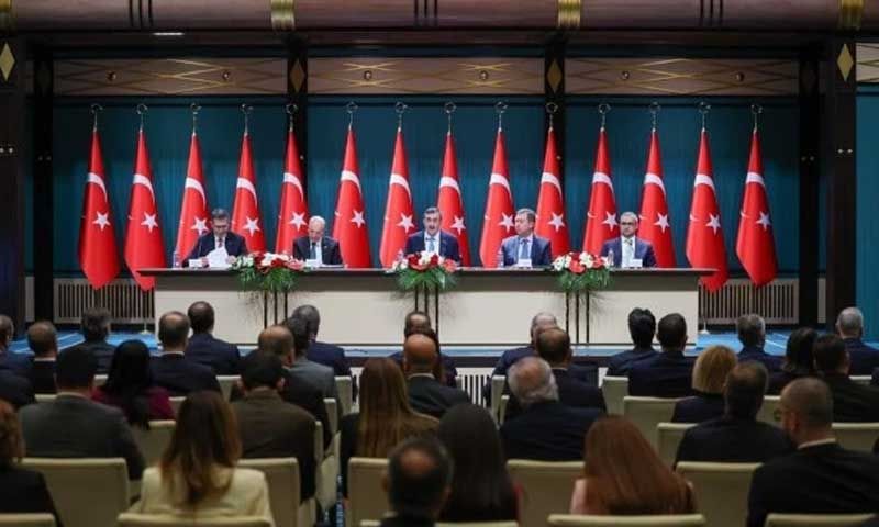 Turizm gelirinde 3 Milyar Dolarlık aşağıya revize 