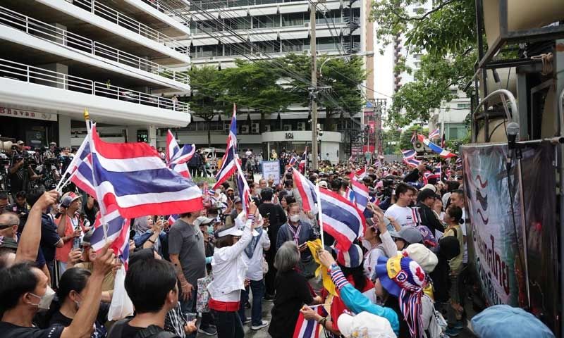 Tayland'da İsrailli turistler, İsrail Büyükelçiliği önünde protesto edildi