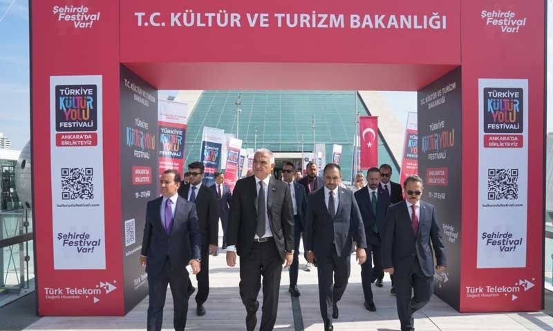 Bakan Ersoy başkentte startı verdi