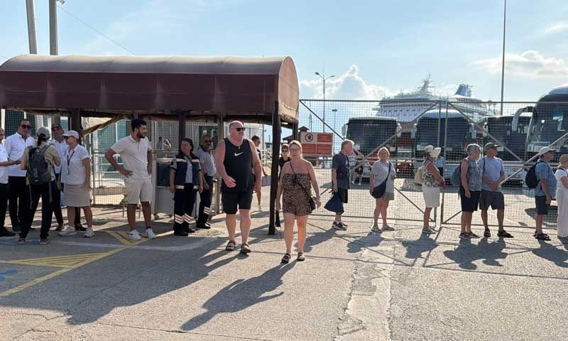 Alanya'ya 2026 yılında 10 kruvaziyerlerle 12 bin 876 turist geldi