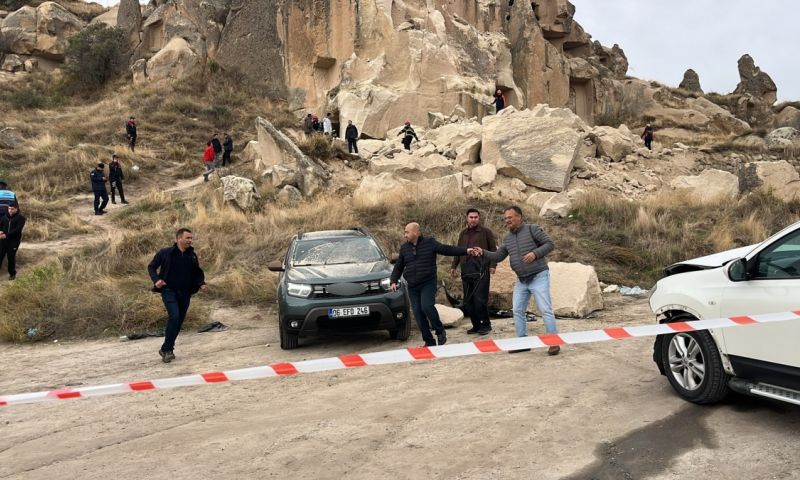 Kapadokya’da Peribacası Çöktü: 2 Kişi Hayatını Kaybetti, 1 Yaralı